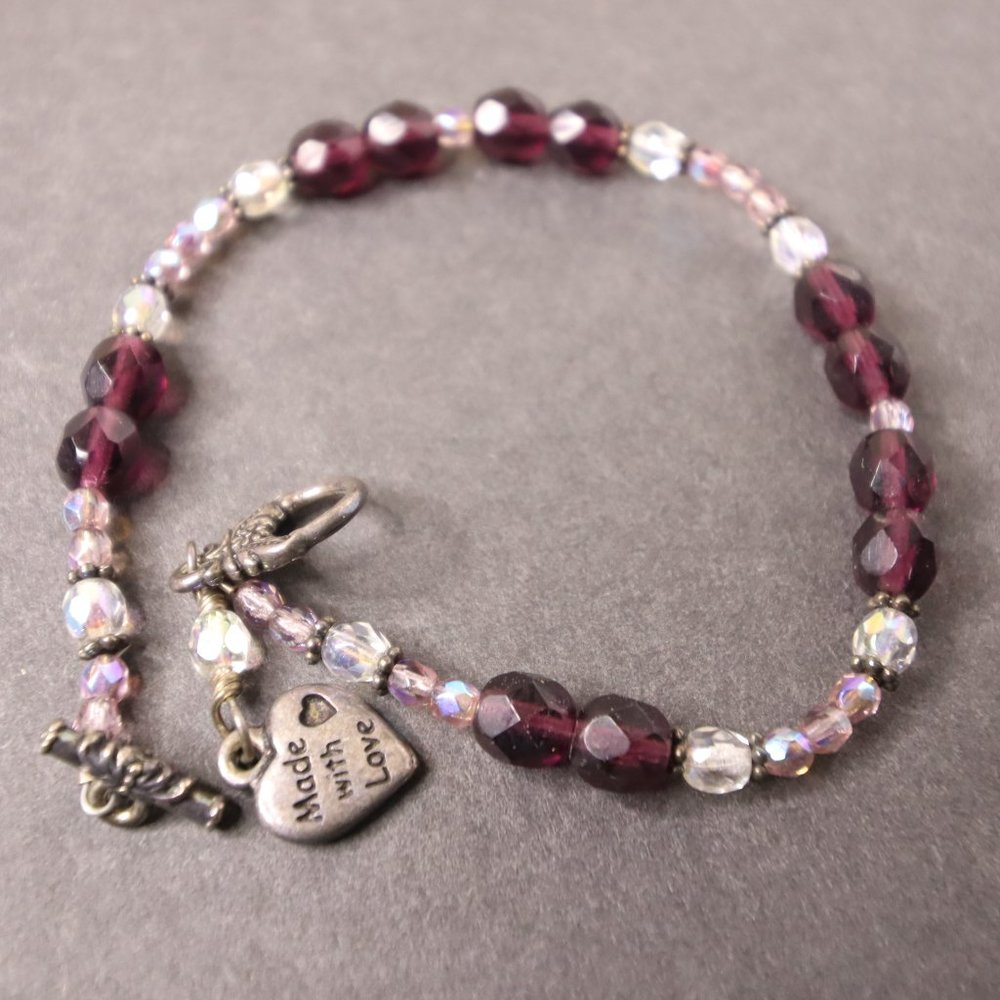 Women's Handmade Purple Beaded Bracelet Size OS